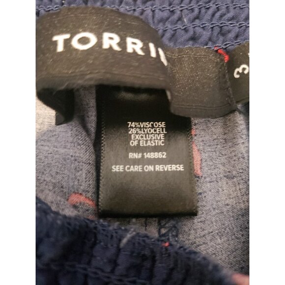 Torrid Shorts Womens Cherries Elastic Waist Plus Sz 3 Pull On Pockets Navy 22/24 - Picture 6 of 7